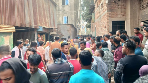 মালিককে মেরে কারখানায় পুঁতে রাখলো কর্মচারীরা