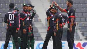 চট্টগ্রামকে বিদায় করে দ্বিতীয় কোয়ালিফায়ারে খুলনা