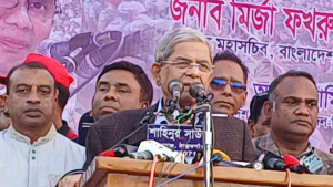 শেখ হাসিনা অপপ্রচার চালিয়ে মানুষকে বিভ্রান্ত করছে: মির্জা ফখরুল