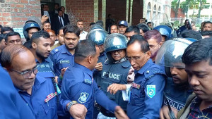 গুম ও হত্যা মামলায় সাবেক রেলমন্ত্রীর জামিন না মঞ্জুর, কারাগারে পাঠানোর আদেশ