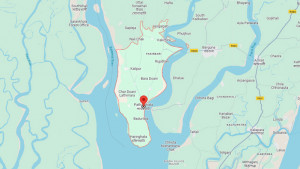 পাথরঘাটায় স্পিডবোটে ফুয়েল ট্যাঙ্ক বিস্ফোরণ