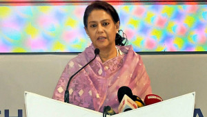 সচিবালয়ে আগুনের ঘটনা গুরুত্বের সঙ্গে দেখছে সরকার: পরিবেশ উপদেষ্টা  
