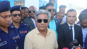 ভারত পায়ে পড়ে ঝগড়া করলে বাংলাদেশিরা ওই মুখ হবে না: সাখাওয়াত হোসেন