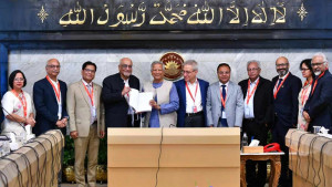 অর্থনৈতিক শ্বেতপত্র কমিটির প্রতিবেদন জমা
