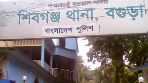 হাতকড়া পরা অবস্থায় ছিনিয়ে নেওয়া হলো আ’লীগ নেতাকে