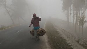 শীতে কাঁপন ধরতে শুরু করেছে উত্তরে