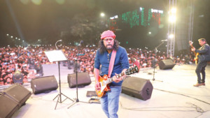 বিজয় উল্লাসে মাতল তারুণ্য