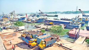 জীবনের নিরাপত্তা নেই, মেলে না শ্রমের মূল্যও