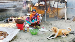 ‘মানুষের মতো বাঁচতে চাই’