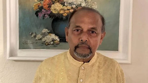 সশস্ত্র বাহিনীকে সতর্ক থাকতে বললেন মঈন উ আহমেদ