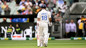 ‘ক্লাউন কোহলি’, সংবাদ মাধ্যম থেকে মেলবোর্নে দুয়ো বৃষ্টি