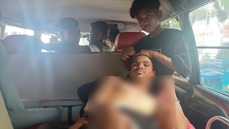বিজয় দিবসের ব্যানার নিয়ে কোন্দল, পটিয়ায় ছাত্রদল কর্মীকে ছুরিকাঘাত বিজয় দিবসের ব্যানার নিয়ে কোন্দল, পটিয়ায় ছাত্রদল কর্মীকে ছুরিকাঘাত