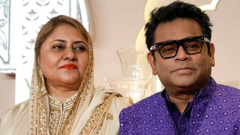 রহমানের সঙ্গে স্ত্রীর সম্পর্ক ফের জোড়াও লাগতে পারে! রহমানের সঙ্গে স্ত্রীর সম্পর্ক ফের জোড়াও লাগতে পারে!