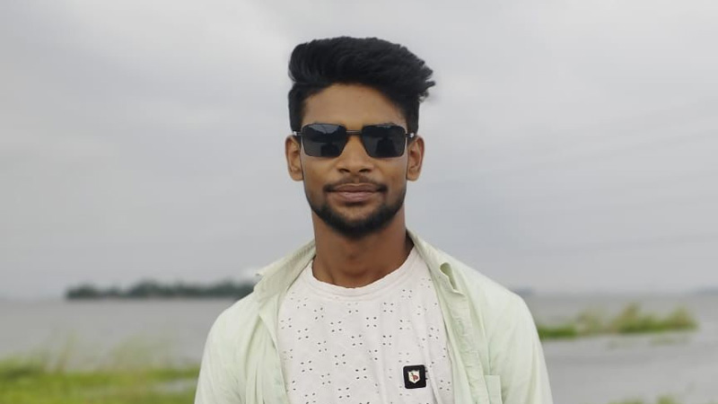 ওয়াজ মাহফিলে ছুরিকাঘাতে প্রাণ গেল যুবকের ওয়াজ মাহফিলে ছুরিকাঘাতে প্রাণ গেল যুবকের