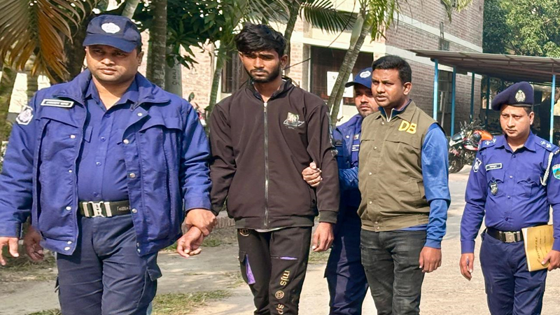 ধর্ষণে ব্যর্থ হয়ে গলায় পাজামা পেঁচিয়ে মারা হয় স্কুলছাত্রী কল্পনাকে: পুলিশ ধর্ষণে ব্যর্থ হয়ে গলায় পাজামা পেঁচিয়ে মারা হয় স্কুলছাত্রী কল্পনাকে: পুলিশ