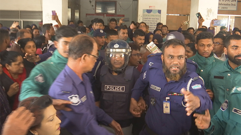 জামিন নামঞ্জুর, কারাগারে সালাম মুর্শেদী জামিন নামঞ্জুর, কারাগারে সালাম মুর্শেদী
