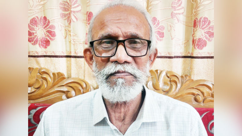 আমাদের গেরিলা বাহিনীর যুদ্ধ আমাদের গেরিলা বাহিনীর যুদ্ধ