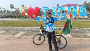 আকিকের দুই চাকায় পশ্চিমবঙ্গ জয়
