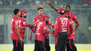 বরিশালের রান পাহাড় টপকাতে পারল না ঢাকা