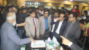 নিয়োগ নিয়ে ইবিতে উত্তেজনা-বিক্ষোভ
