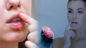ঠোঁটের কালচে ছোপ দূর করবেন যেভাবে