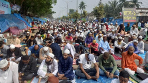 গাজীপুরের যে তিন সড়কে দুপুর পর্যন্ত যান চলাচল বন্ধ