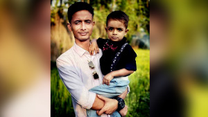 চাকরি পেয়ে স্ত্রীকে নিয়ে যাচ্ছিলেন ঢাকায়, পথে বাবা-ছেলের মৃত্যু   