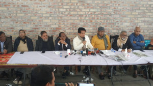 বিনা ওয়ারেন্টে আমার নেতাকর্মীদের গ্রেপ্তার করা হচ্ছে: এ. কে. আজাদ