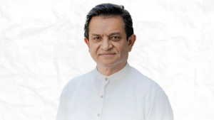 ১২৫ কেন্দ্রে ৫৫,৫০৫ ভোটে এগিয়ে এ. কে. আজাদ