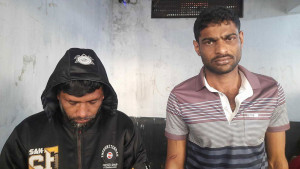 ডিবি পরিচয়ে চাঁদাবাজি, গ্রেপ্তার ২