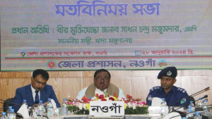 না শোধরালে অবৈধ মজুতদারদের জেলে যেতে হবে: খাদ্যমন্ত্রী 