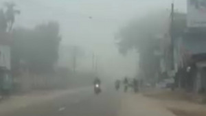 জয়পুরহাটে শীতের তীব্রতা, ৫ দিন ধরে বন্ধ স্কুল