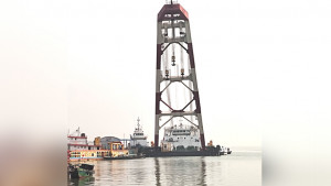 রজনীগন্ধা ফেরি ডুবার ৫৪ ঘণ্টা পর পাটুরিয়া ঘাটে ‘প্রত্যয়’