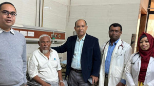 দেশে প্রথম রোবটের মাধ্যমে বসানো হলো হার্টের রিং