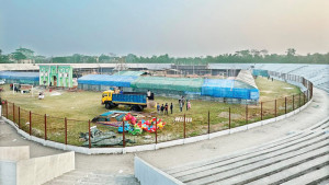 মাঠ ক্ষতবিক্ষত করে মেলার প্রস্তুতি