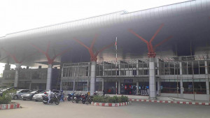 সৈয়দপুরে বিমান চলাচল বিঘ্নিত