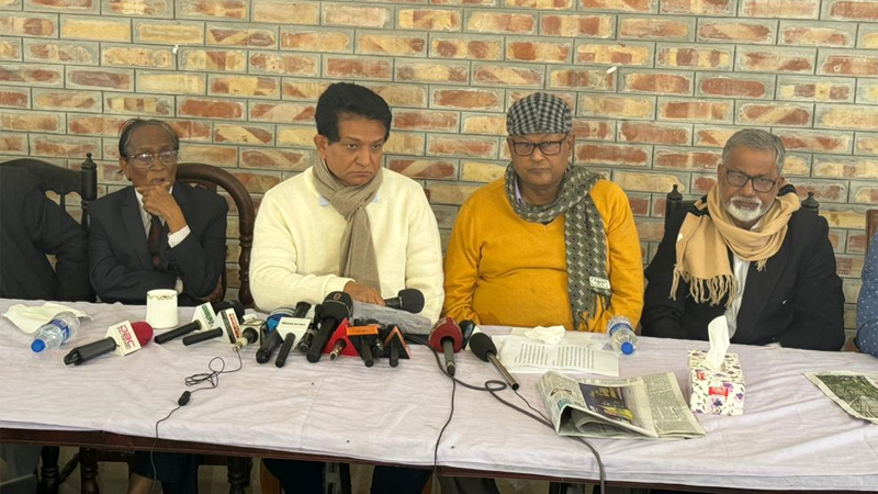 প্রশাসন একপেশে আচরণ করছে: এ. কে. আজাদ প্রশাসন একপেশে আচরণ করছে: এ. কে. আজাদ