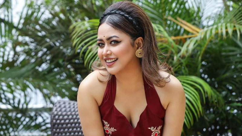অশালীন মন্তব্য, কড়া জবাব দিলেন ভাবনা অশালীন মন্তব্য, কড়া জবাব দিলেন ভাবনা