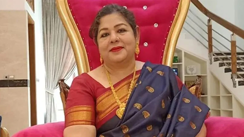 সেই বক্তব্য নিয়ে মুখ খুললেন মতিউরের স্ত্রী লাকী সেই বক্তব্য নিয়ে মুখ খুললেন মতিউরের স্ত্রী লাকী