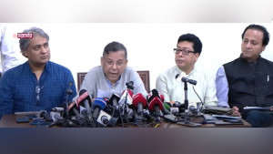 শিক্ষার্থীদের কেউ মামলায় জড়ালে দেখবে সরকার