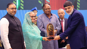 জাতীয় রপ্তানি ট্রফি পেল ৭৭ প্রতিষ্ঠান