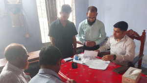 স্ত্রীকে নকল দিতে গিয়ে গ্রেপ্তার স্বামী