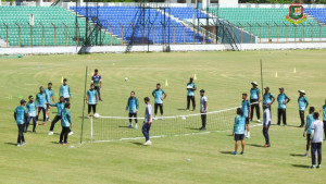 চট্টগ্রামে গেলেন টাইগার্সের ক্রিকেটাররা 