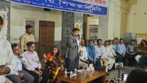 জরুরি সনদ-নম্বরপত্র তুলতে না পারা শিক্ষার্থীরা বিপাকে