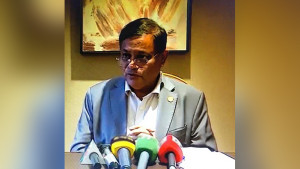 প্রধানমন্ত্রী আগেভাগেই দেশে ফিরছেন অসুস্থ মেয়ের জন্য: পররাষ্ট্রমন্ত্রী
