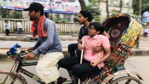 জবি শিক্ষার্থীদের বিক্ষোভ মিছিলে গুলি, আহত ৪