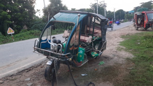 ট্রাকের ধাক্কায় অটোরিকশা চালকের মৃত্যু, আহত ৯