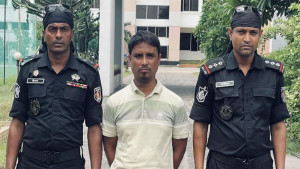 নরসিংদী কারাগার থেকে পালানো আনসারুল্লাহ বাংলা টিমের এক সদস্য গ্রেপ্তার