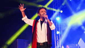 নচিকেতার সুরে ভাসল বৃষ্টিস্নাত ঢাকা