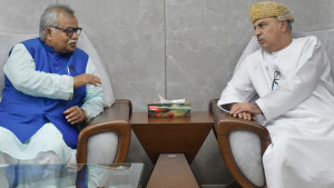 অদক্ষ কর্মীর জন্য এখনই খুলছে না ওমানের শ্রমবাজার